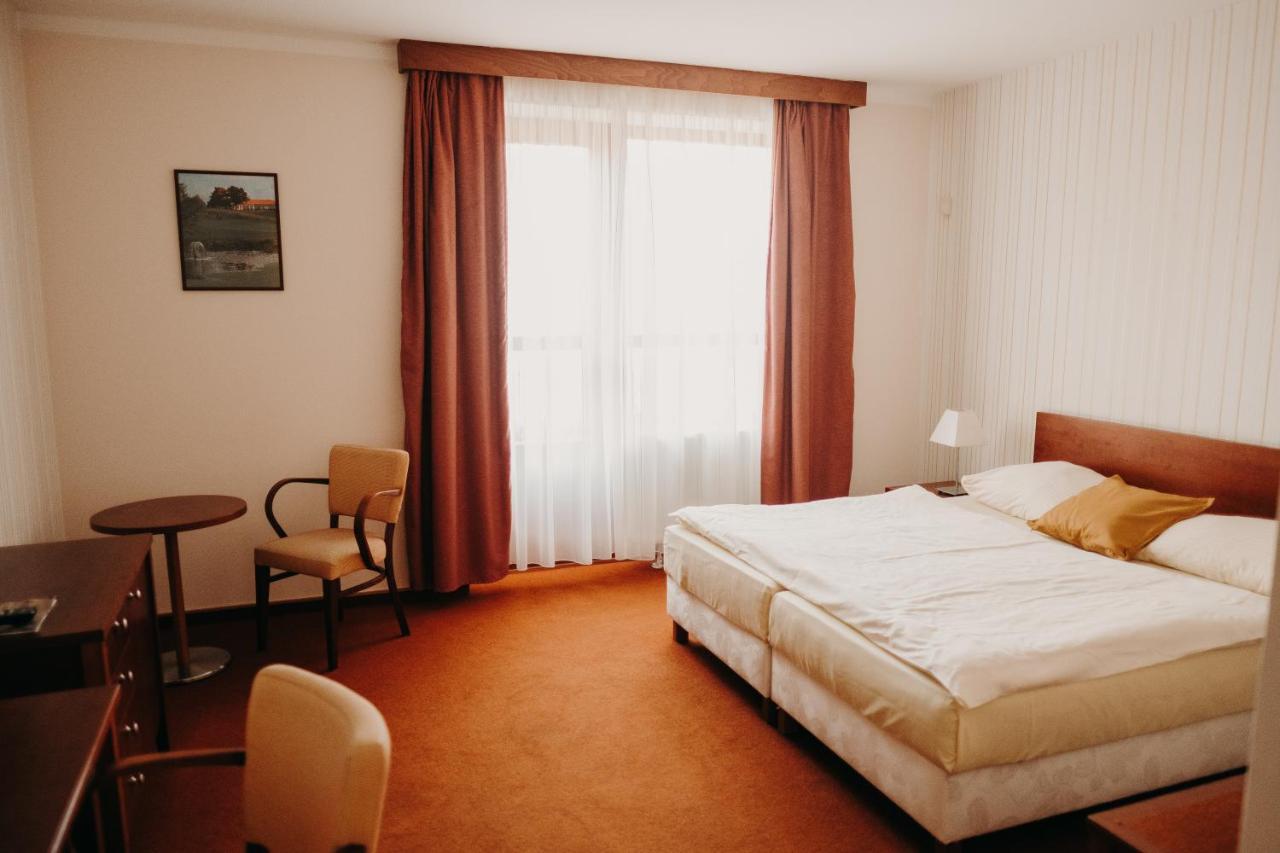 Golf Hotel Austerlitz Екстер'єр фото