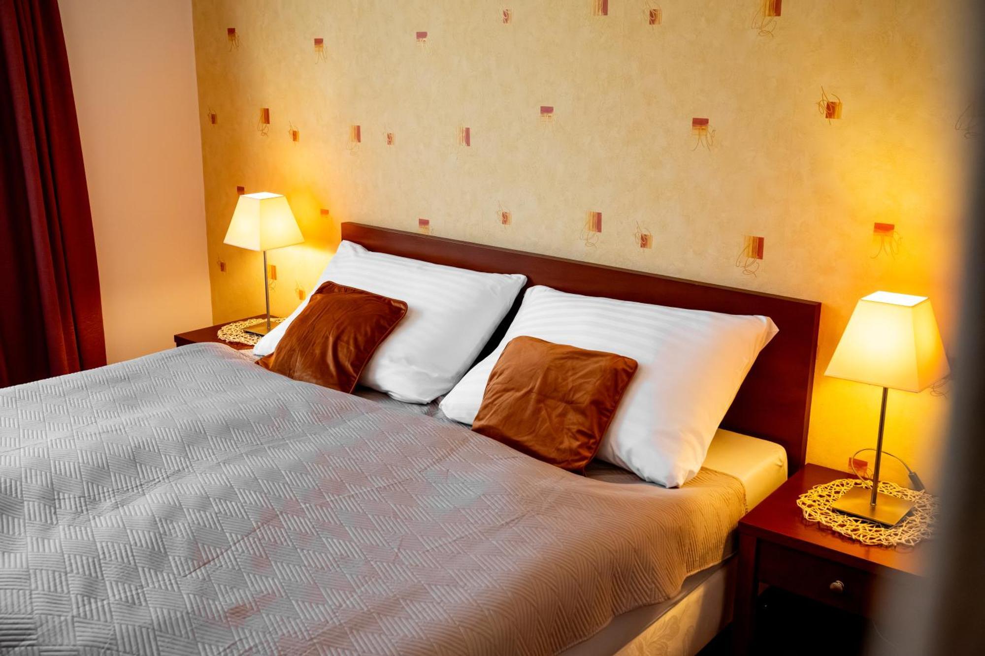 Golf Hotel Austerlitz Екстер'єр фото